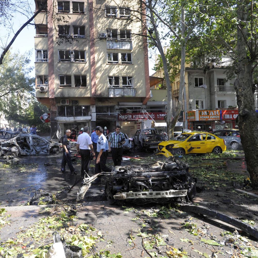 Експлозия в центъра на Анкара, има жертви и ранени