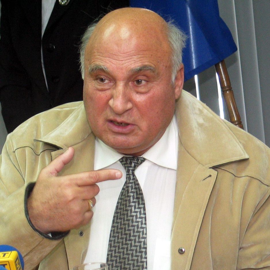 Цар Киро остава 72 ч. в пловдивския арест