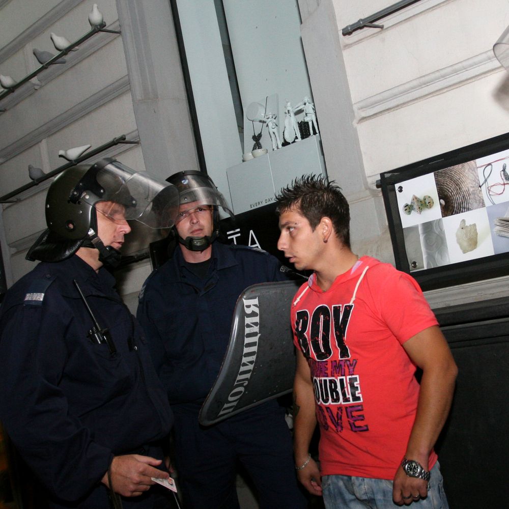 Има задържани за нарушаване на обществения ред в София