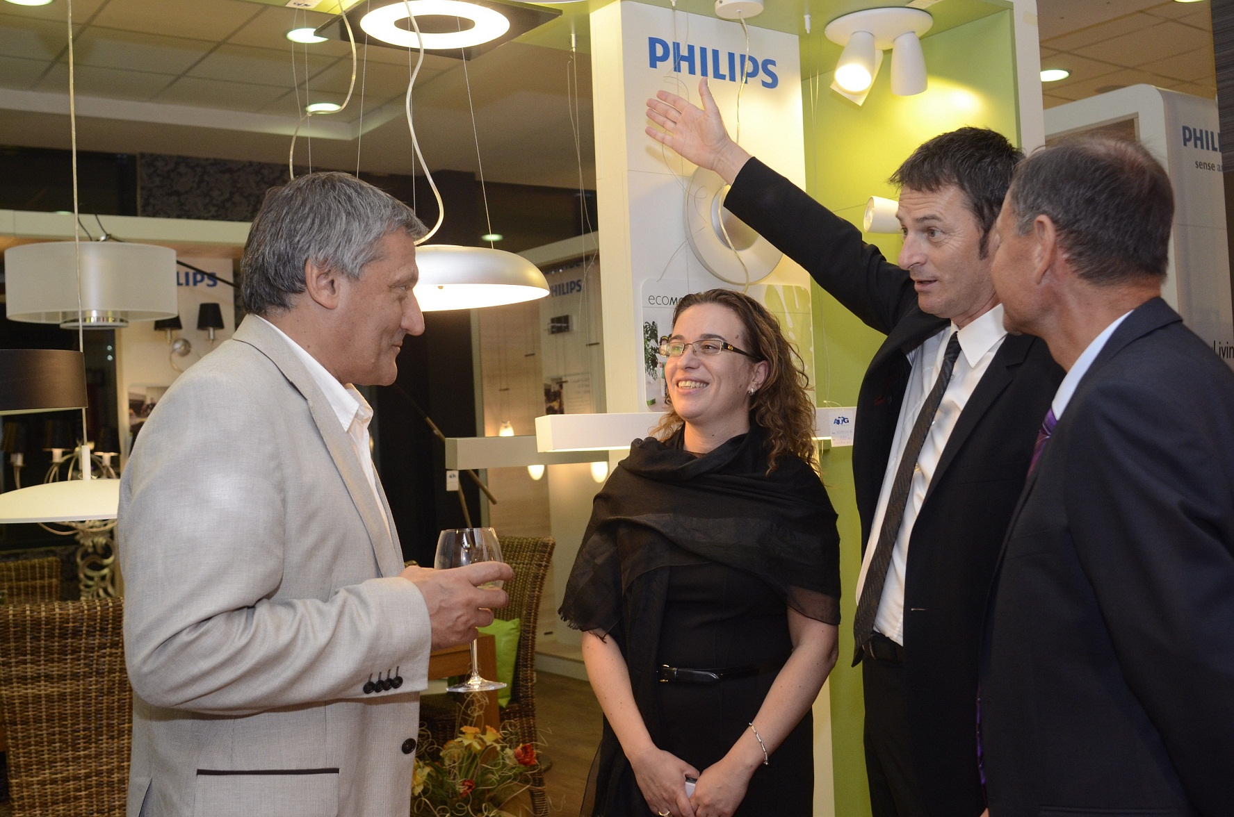 Откриване на шоурума на Philips за иновативни осветителни решения за дома