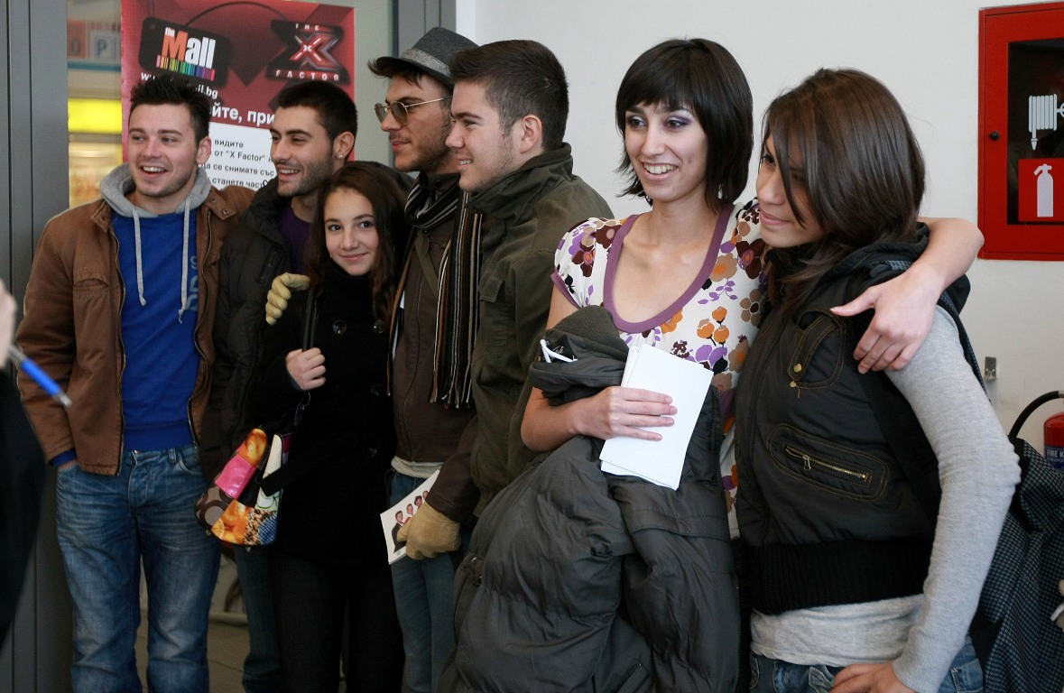 Стела и Voice of Boys
