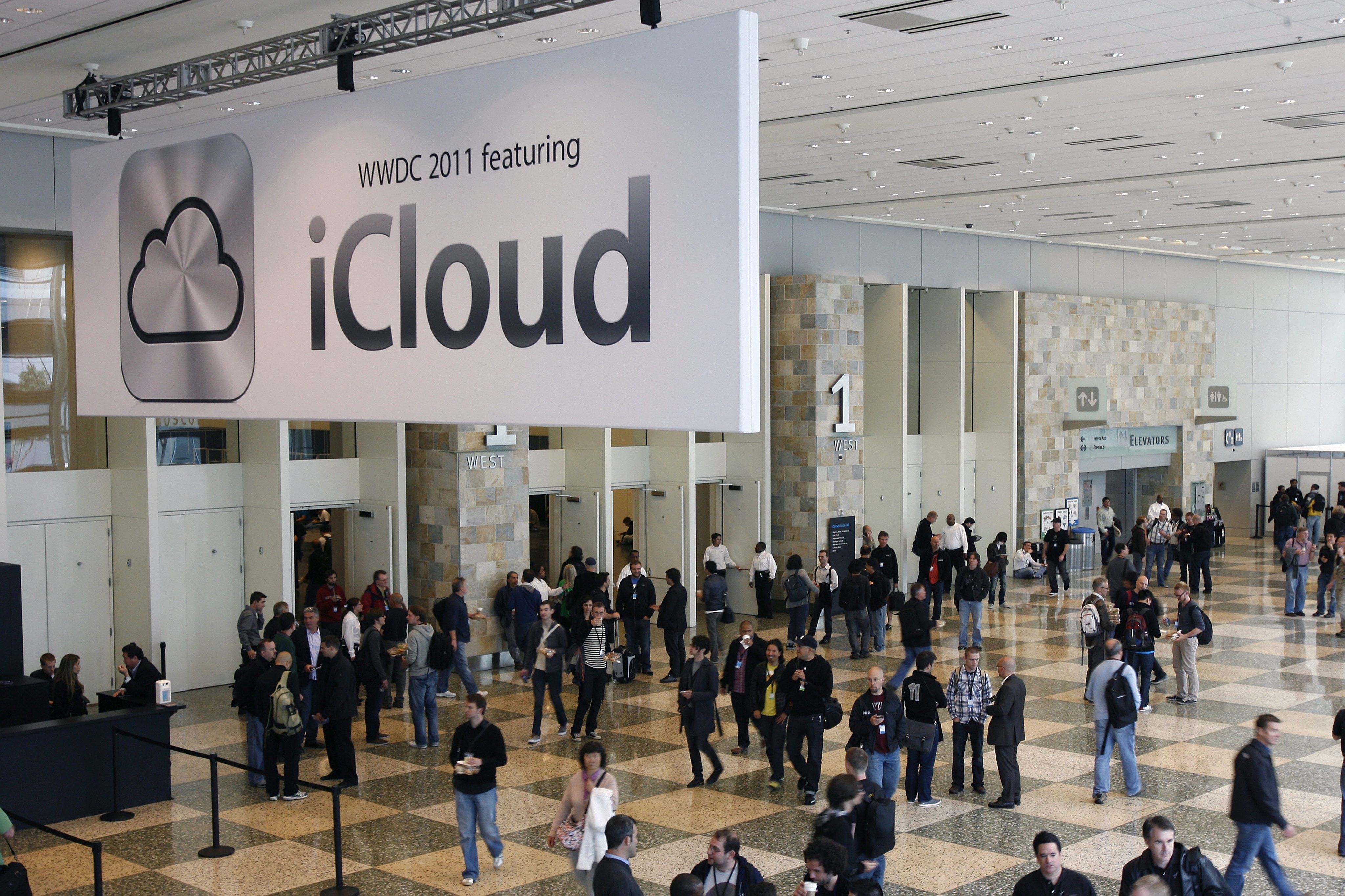 Спор за ключов патент, свързан с услугата iCloud, e решен в полза на Motorola