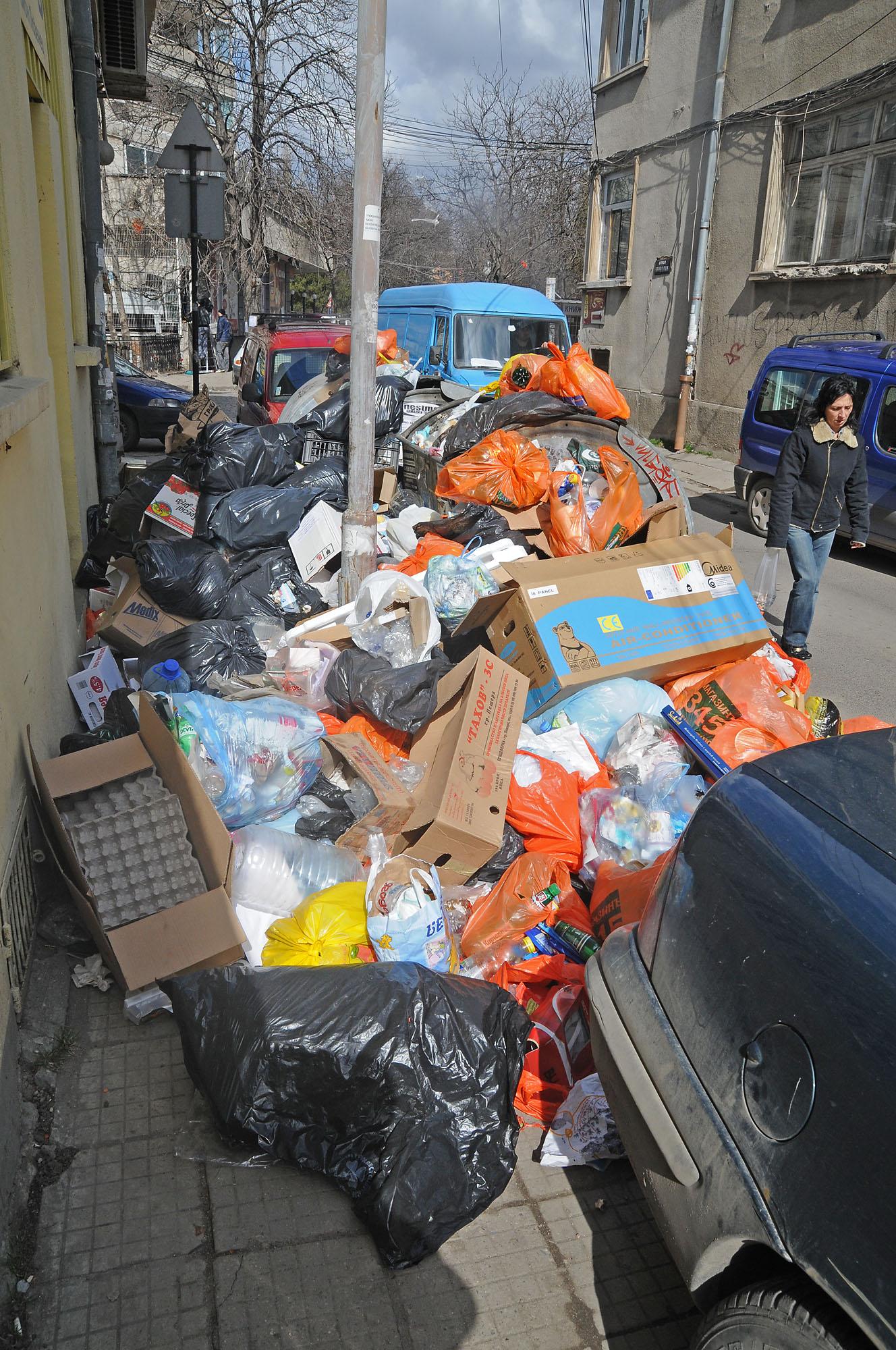 Софиянци: Основен проблем е чистотата в града