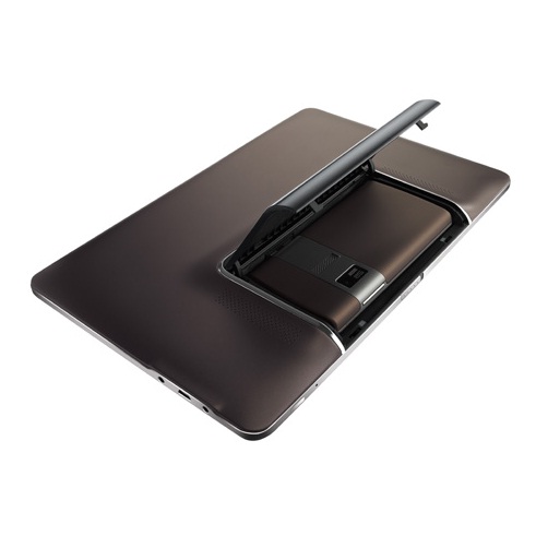 Asus подготвя хибрид от таблет и смартфон