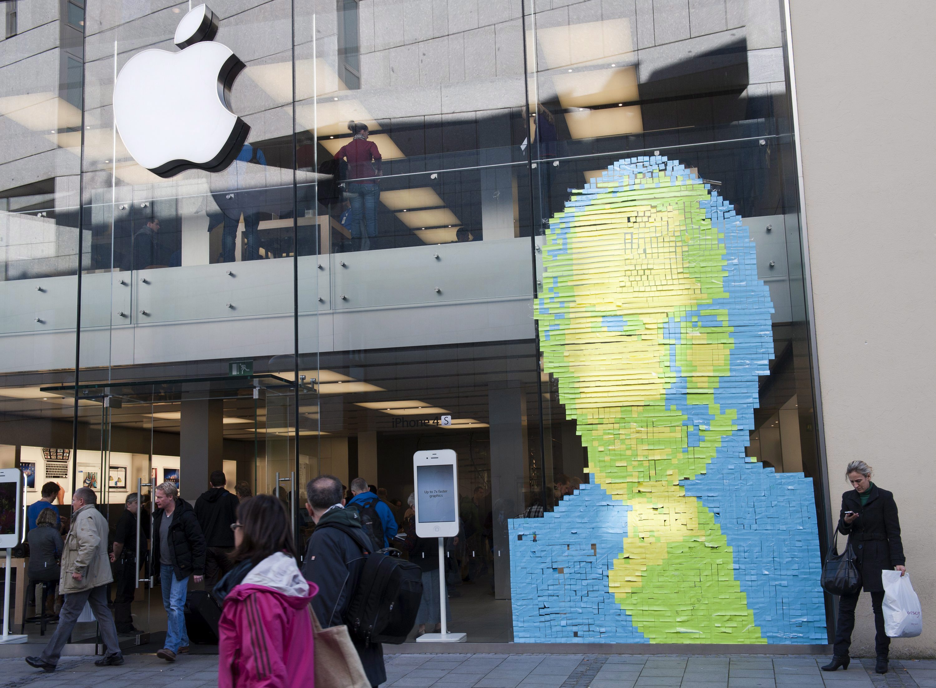 Apple губи скорост