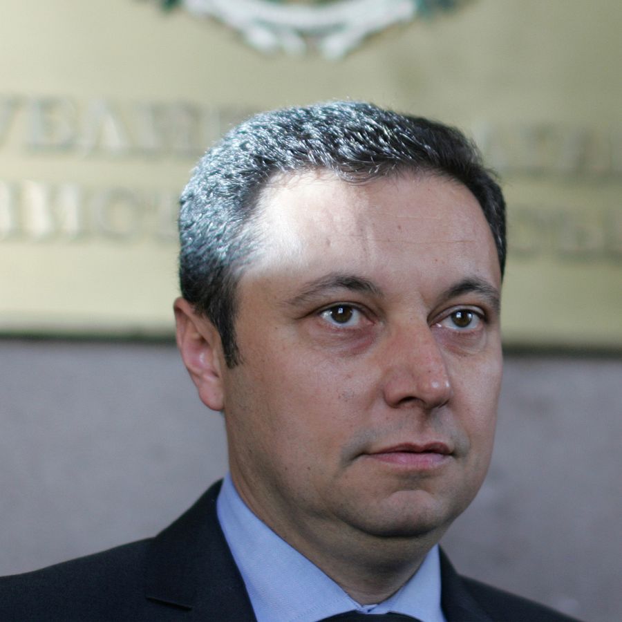 Янев обяви пред премиера, че не подкрепя БСП за президент