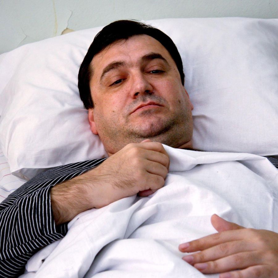 Оперираният от перитонит Славчо Атанасов в МБАЛ „Свети Пантелеймон”