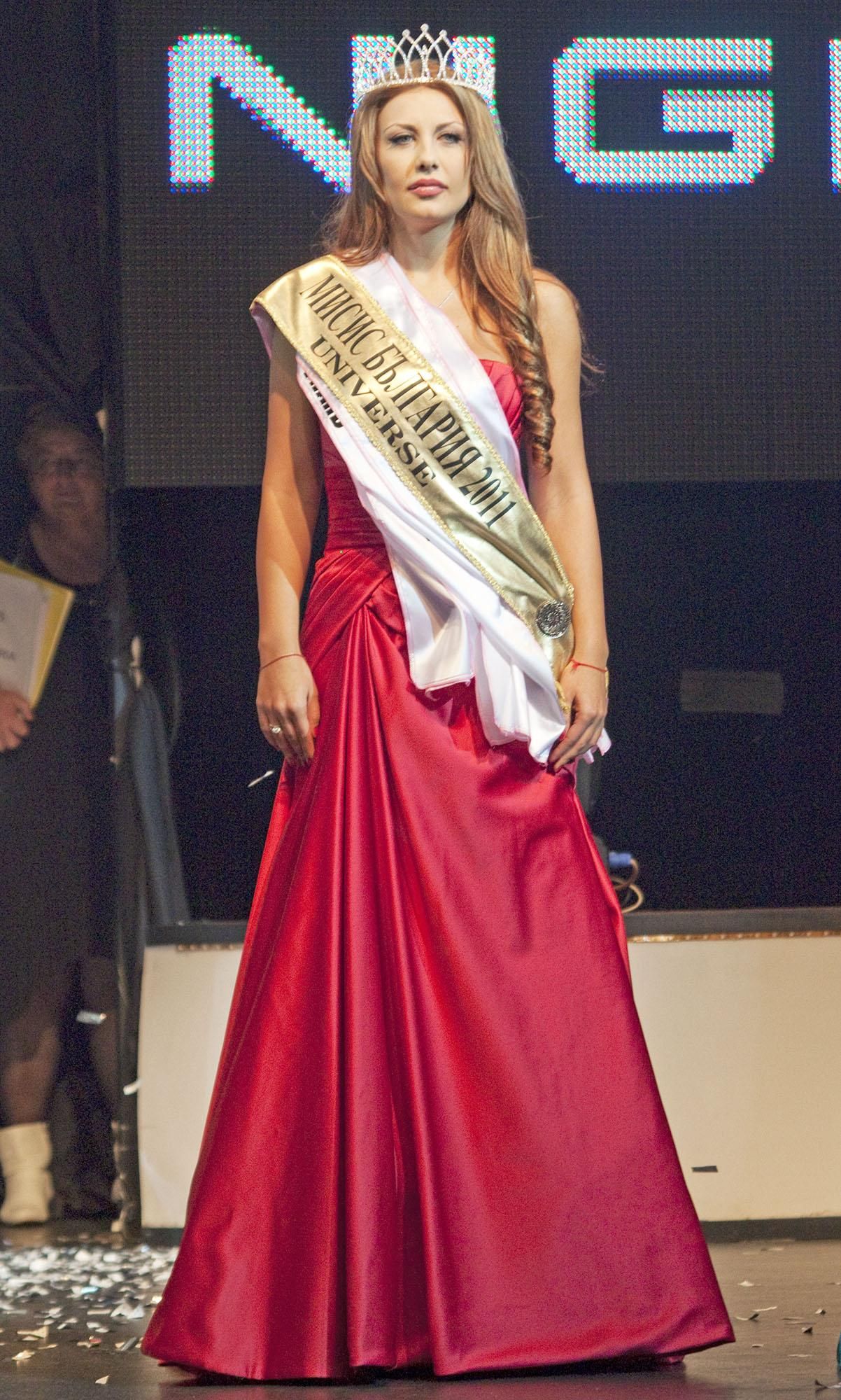 Мисис България Вселена 2011 - Венета Харизанова