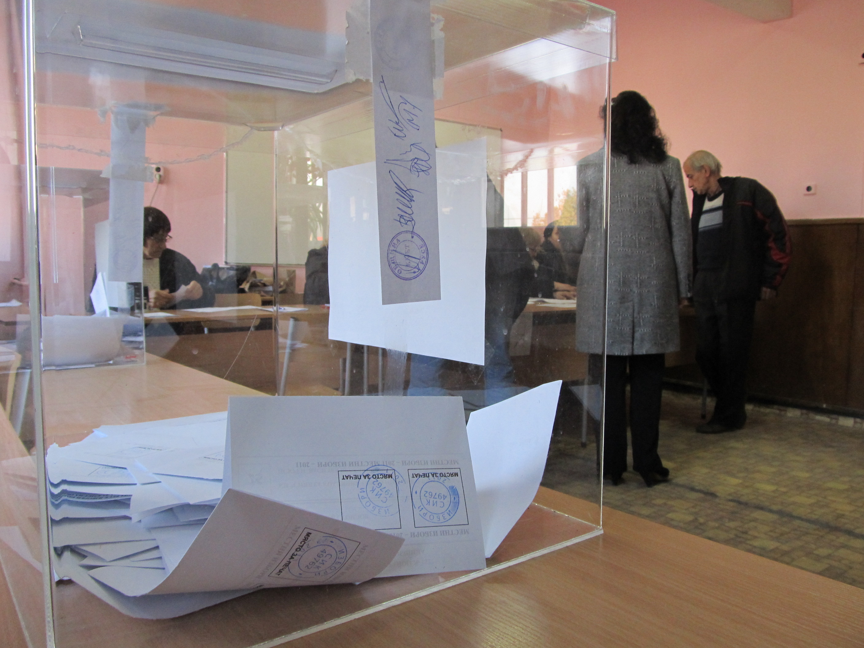 Опозицията иска касиране на вота в Пловдив и Плевен