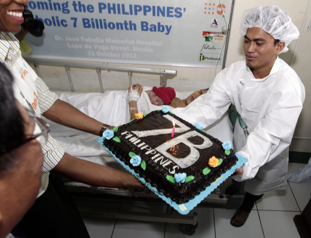 Човечеството достига 7 милиарда души с раждането на Даника, смятат във Филипините