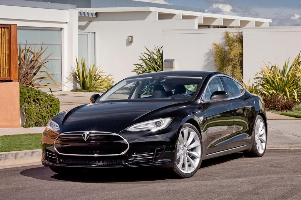 Tesla Model S - най-безопасната кола в САЩ
