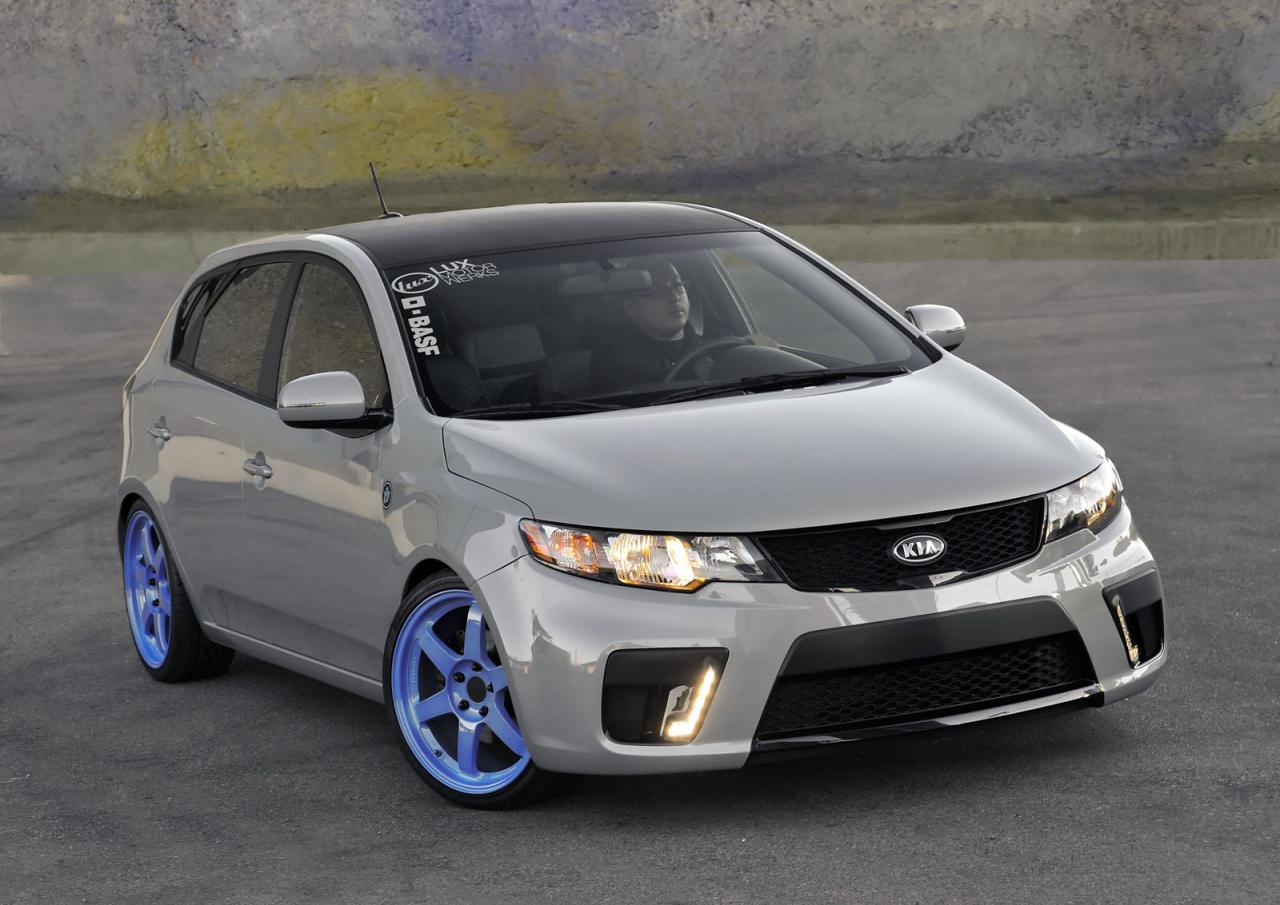KIA с 6 авангардни спортиста на SEMA