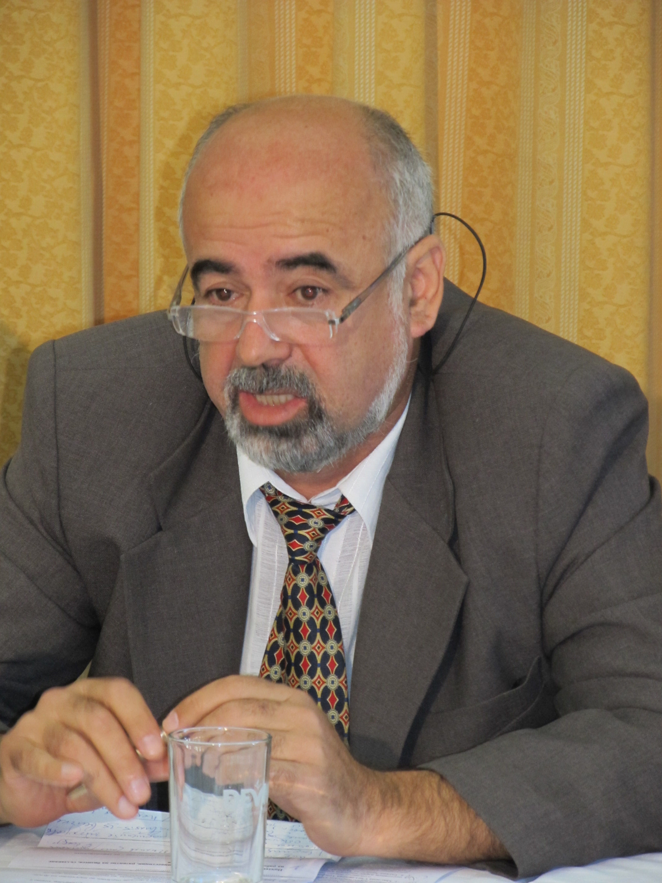 Румен Януаров беше областен управител на Русе по време на управлението на НДСВ