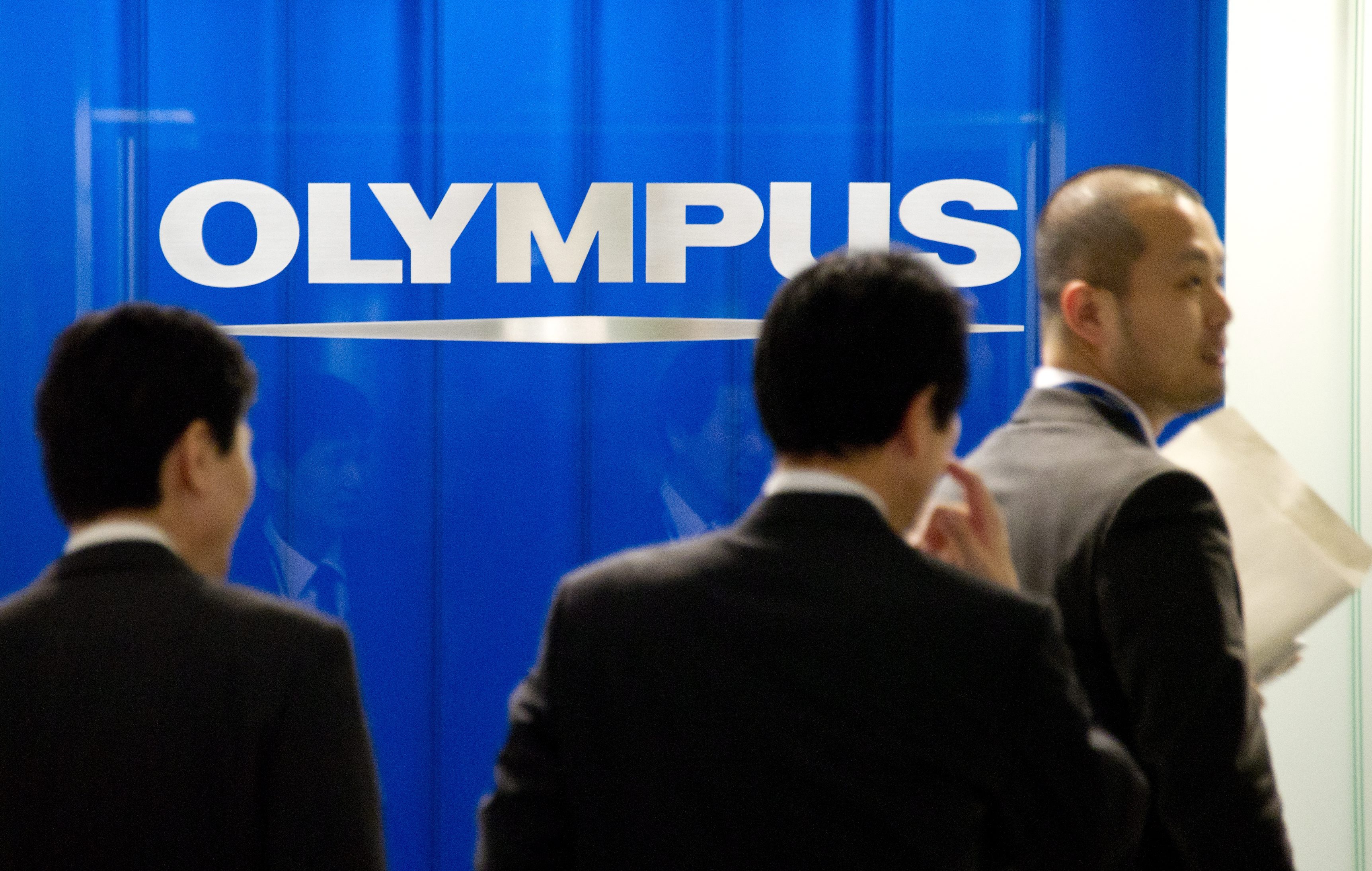 Акциите на Olympus паднаха с над 80% за един месец