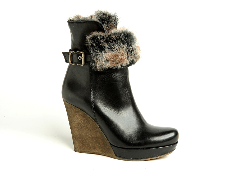 Wedges с кожа
