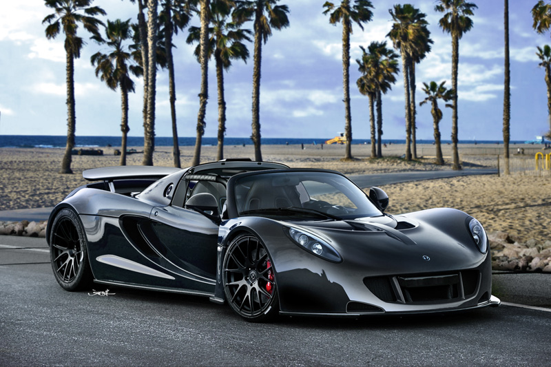 Venom GT се изстрелва до 370 км/ч за 20 сек. (видео)