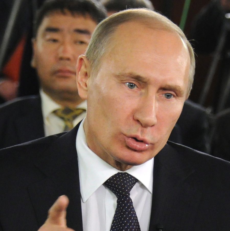 Тв водеща ”погреба” Путин, объркала го с Ленин