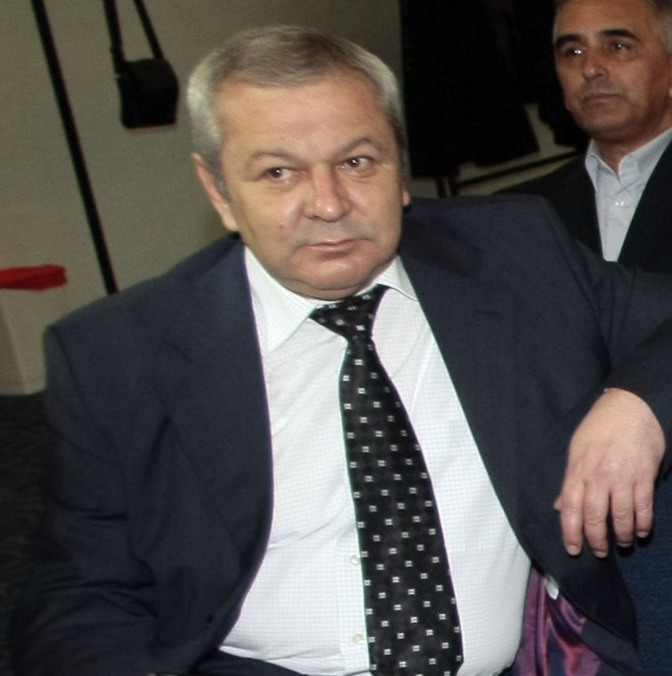 Митхат Табаков е подсъдим по още едно дело за измами