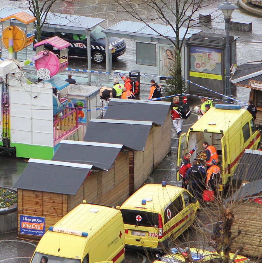 Експлозията на граната и стрелбата станаха на спирка в центъра на белгийския град