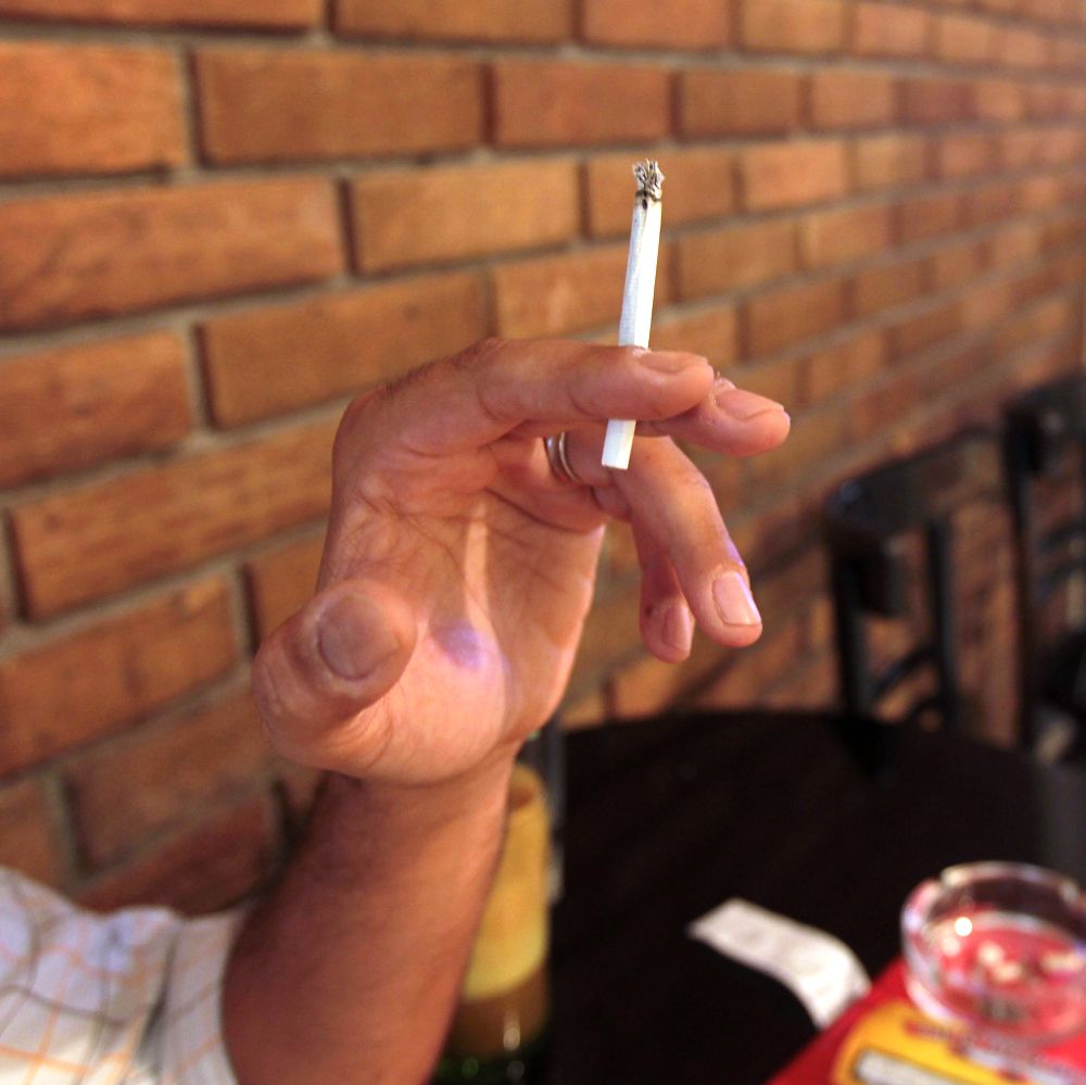 Заведенията стягат 15 дни бойкот на забраната за пушене