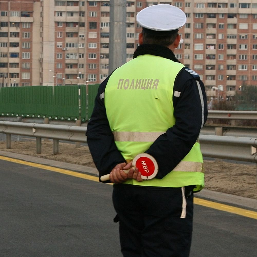 Засилват полицейските проверки през празниците по пътищата