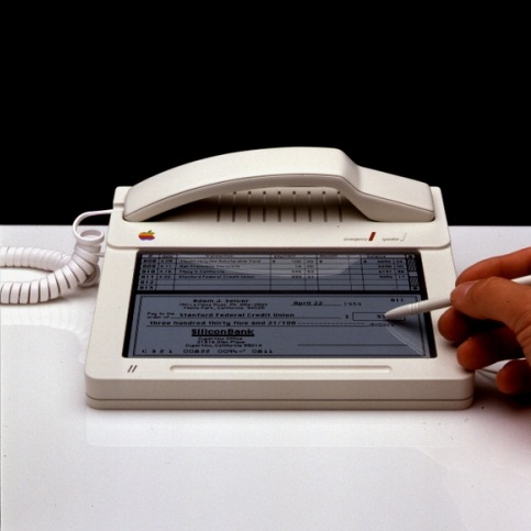 Прототип на сензорен телефон на Apple от далечната 1983 г.