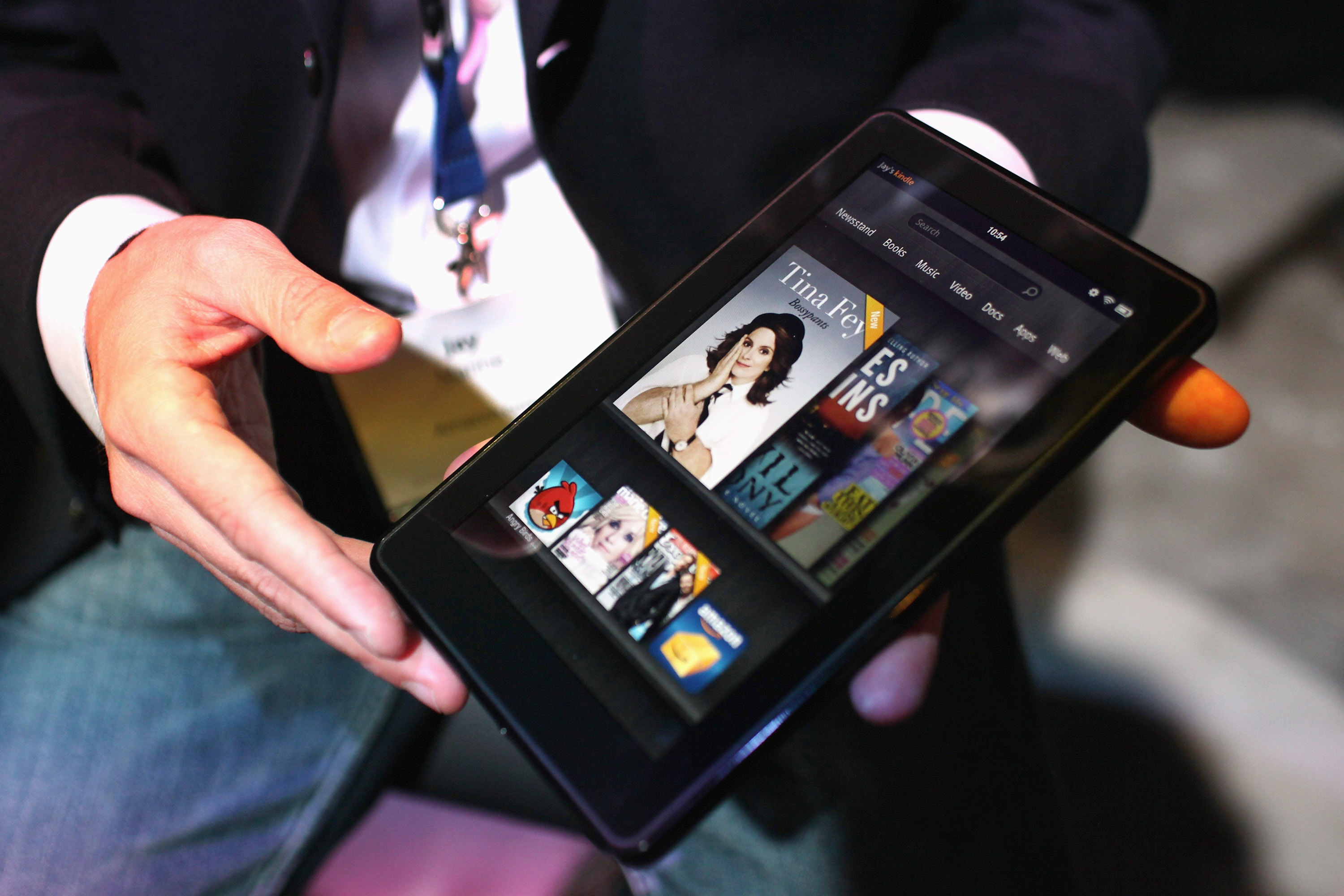Kindle Fire застрашава продажбите на iPad