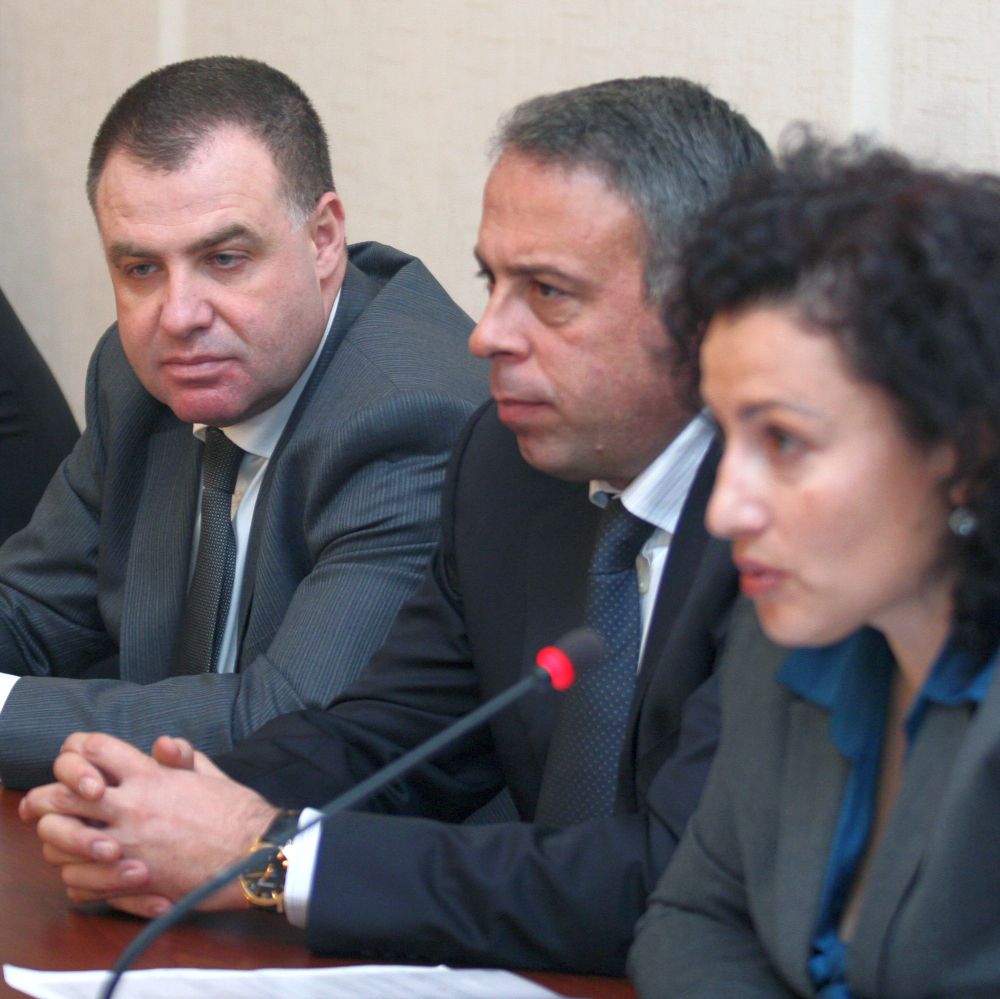 Мирослав Найденов и депутати от ГЕРБ защитиха проекта по време на дискусията