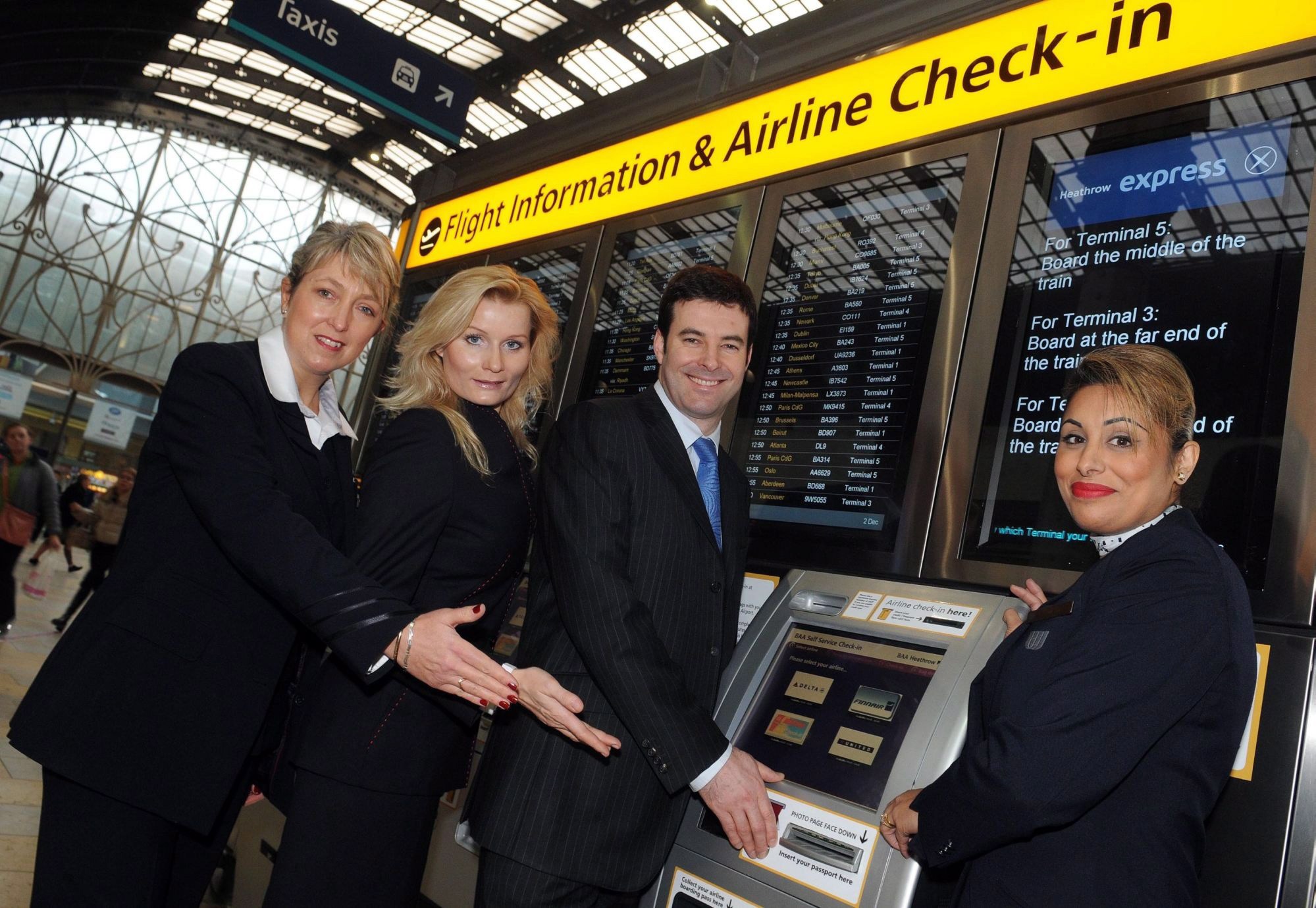 Хартиените билети по летищата изчезват до 2020