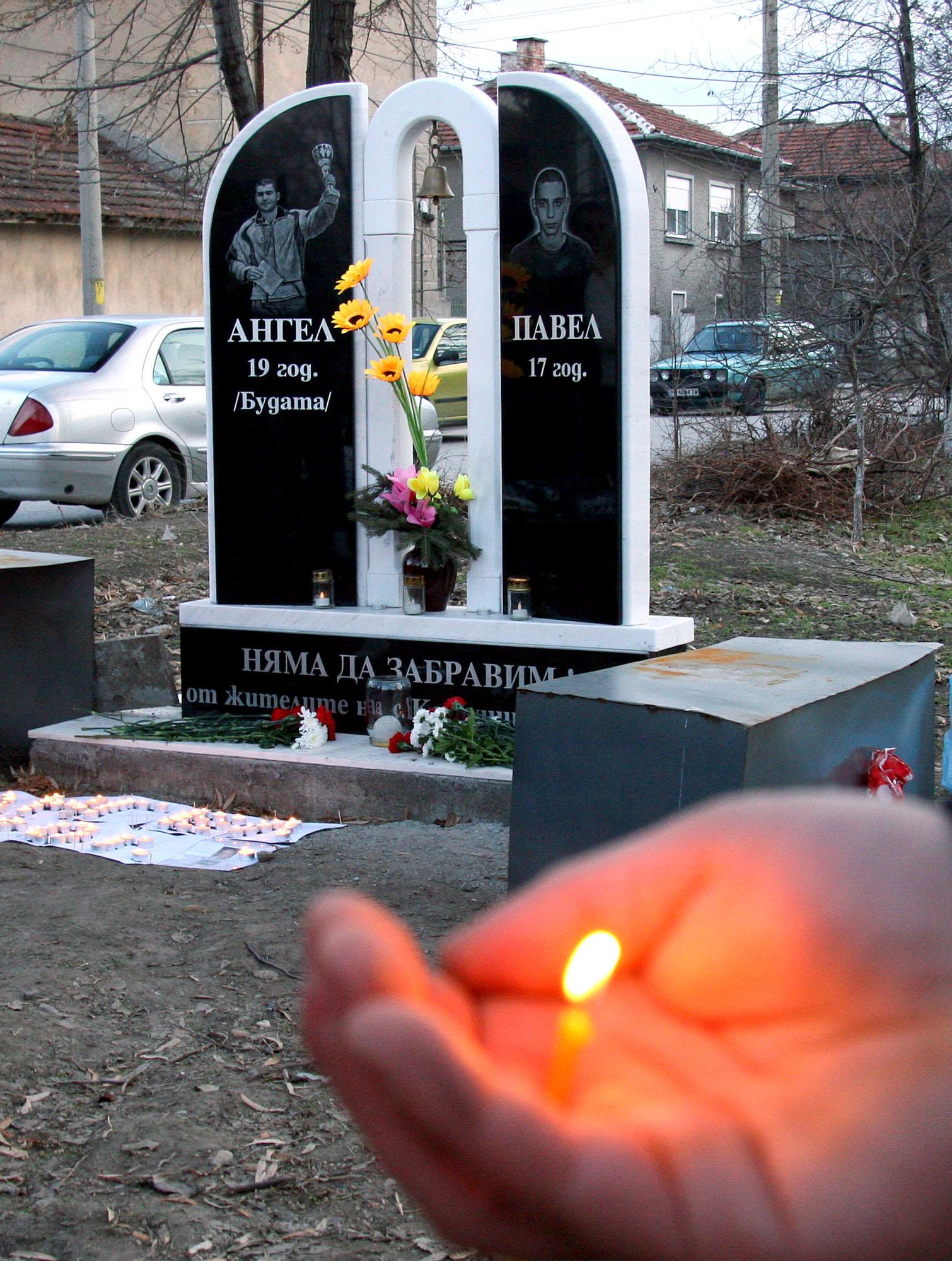 Ангел Петров бе убит на 23 септември 2011 г.