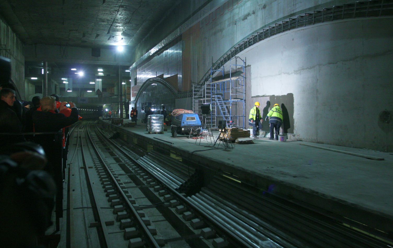 77 работници и служители, заети в експлоатацията на софийското метро ще се пенсионират по рано