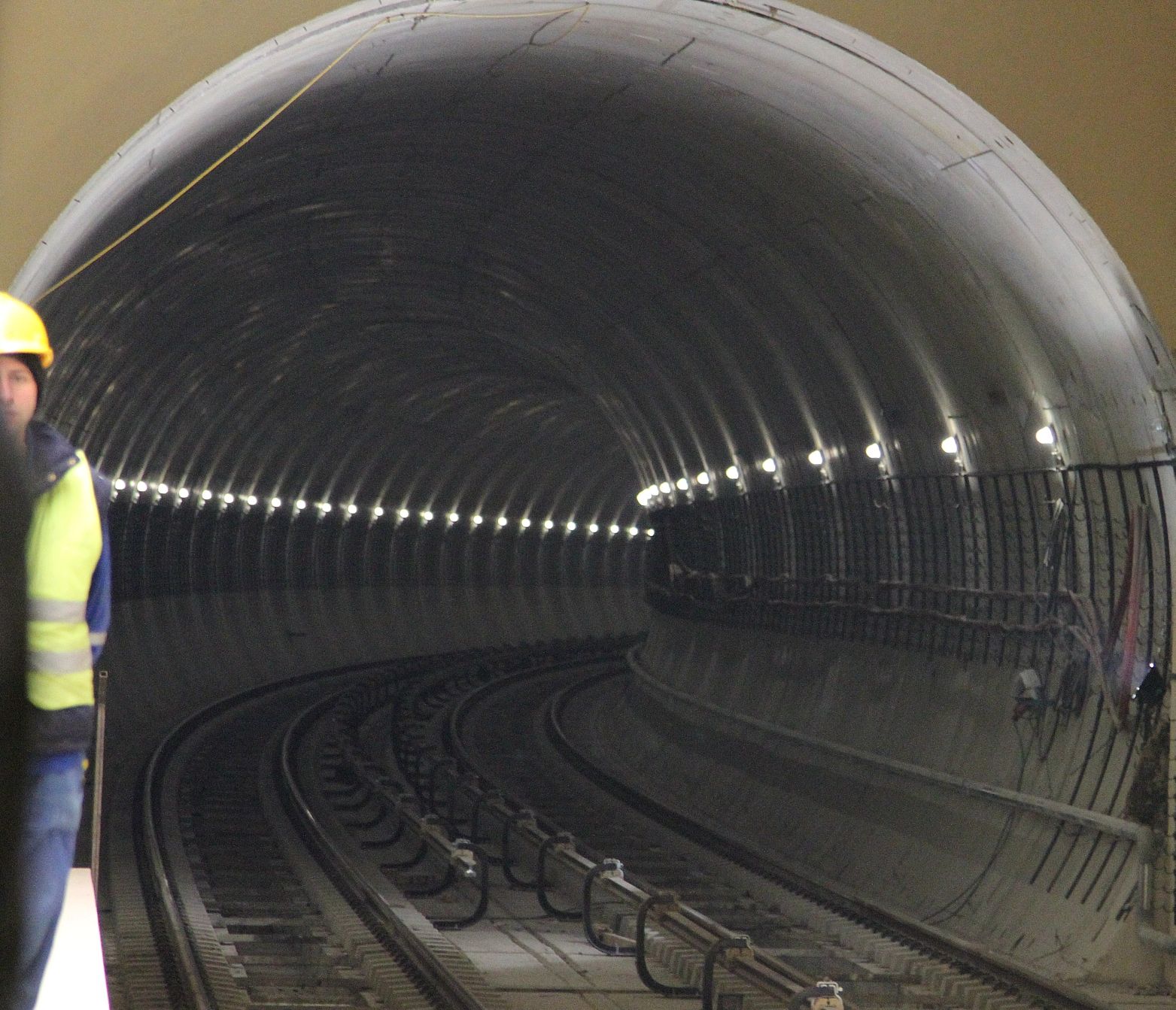 7 нови метростанции ще има през април догодина