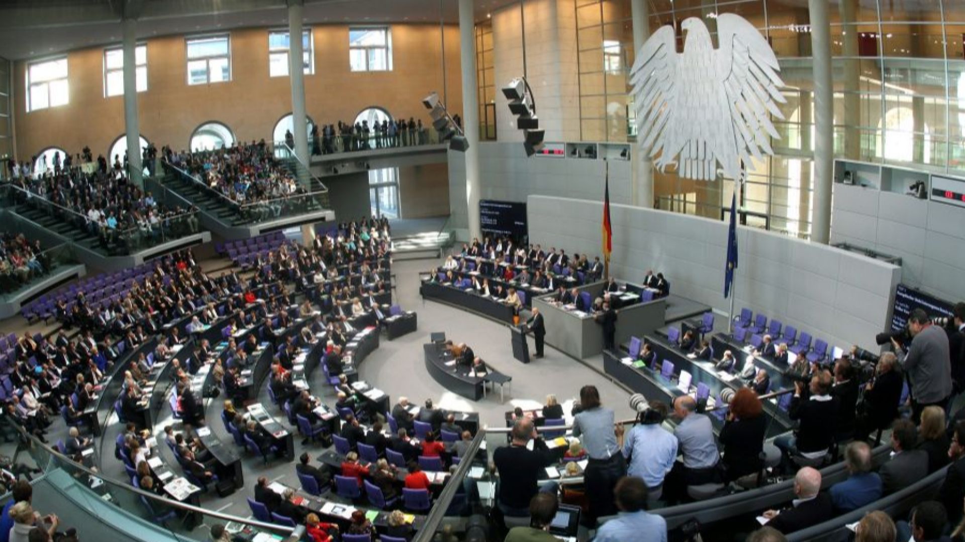 Германският Бундестаг взе решение за промени в регистъра на ражданията