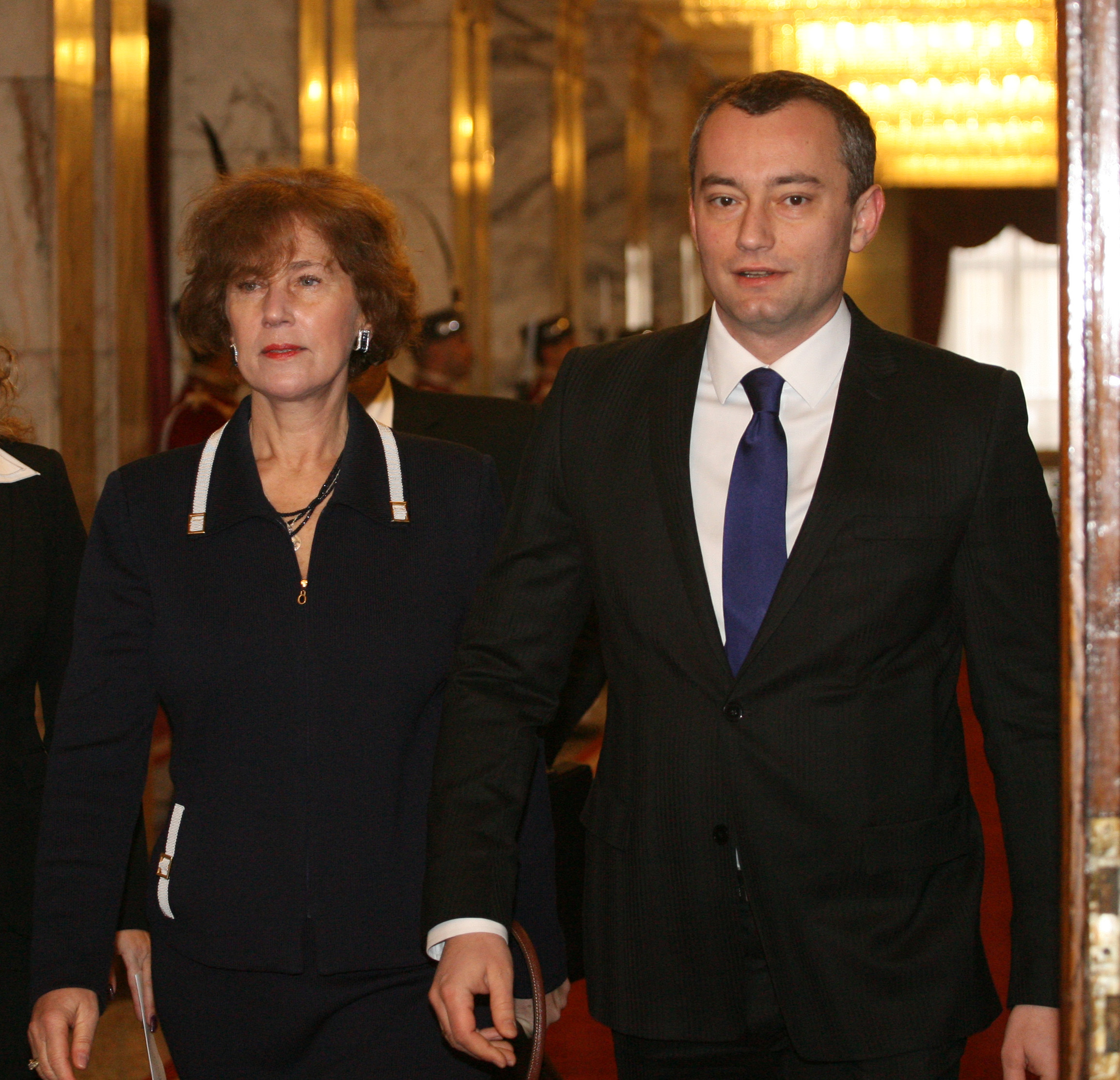 Елена Поптодорова (посланик на България в САЩ) и външният министър Николай Младенов
