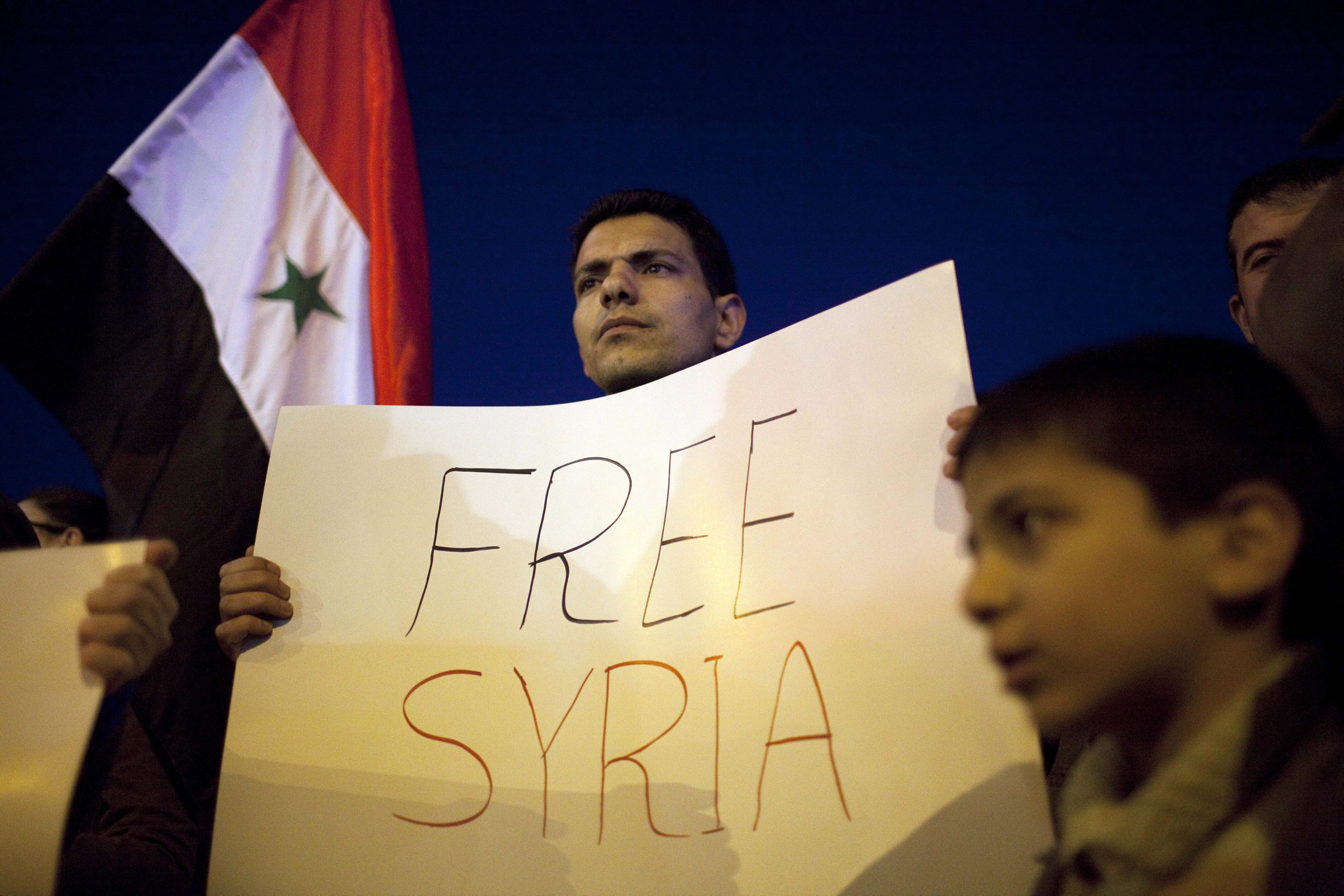 Дезертьори от сирийската армия създадоха военна структура за освобождение на страната