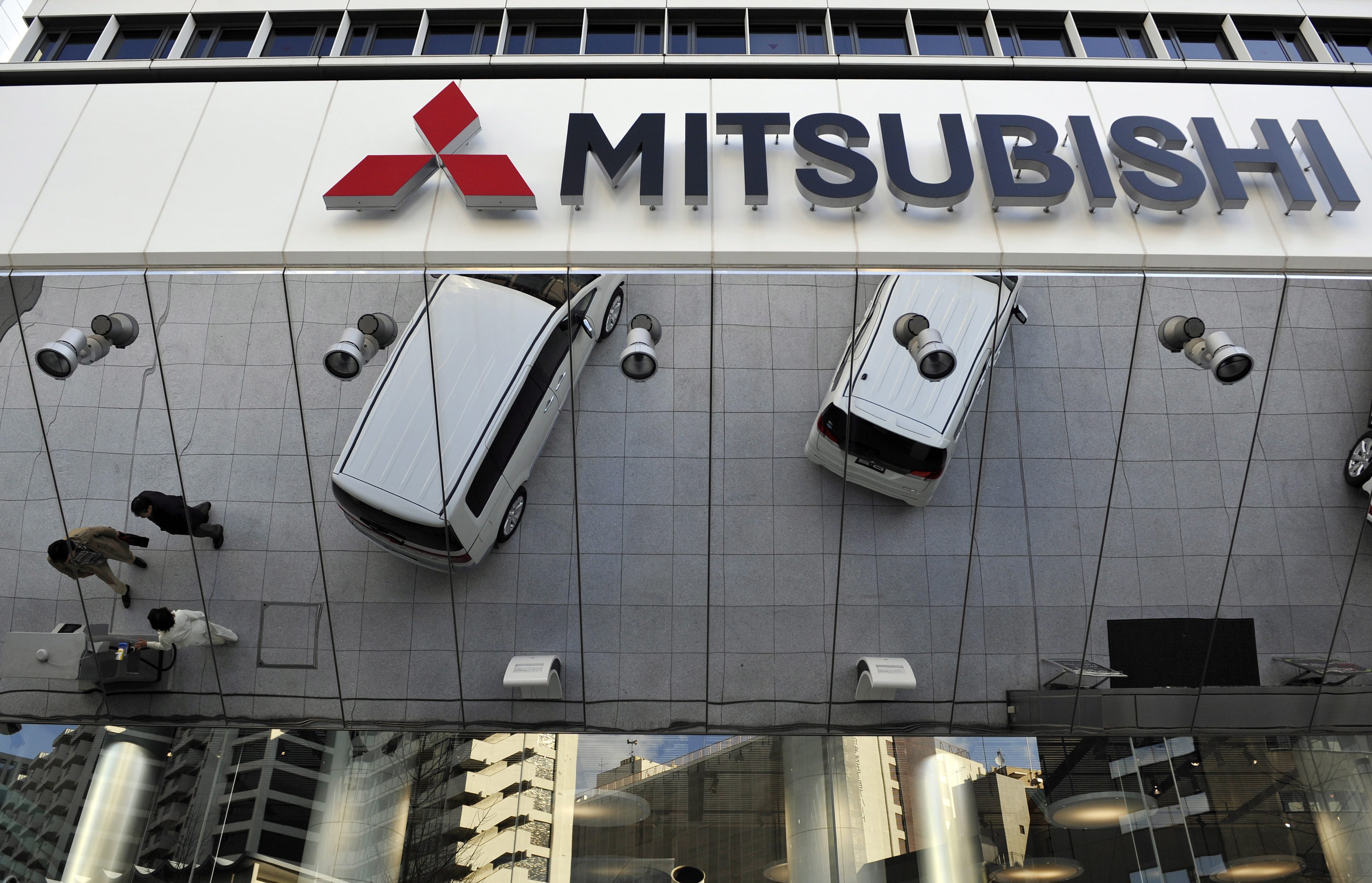 Mitsubishi спира производството си в Европа