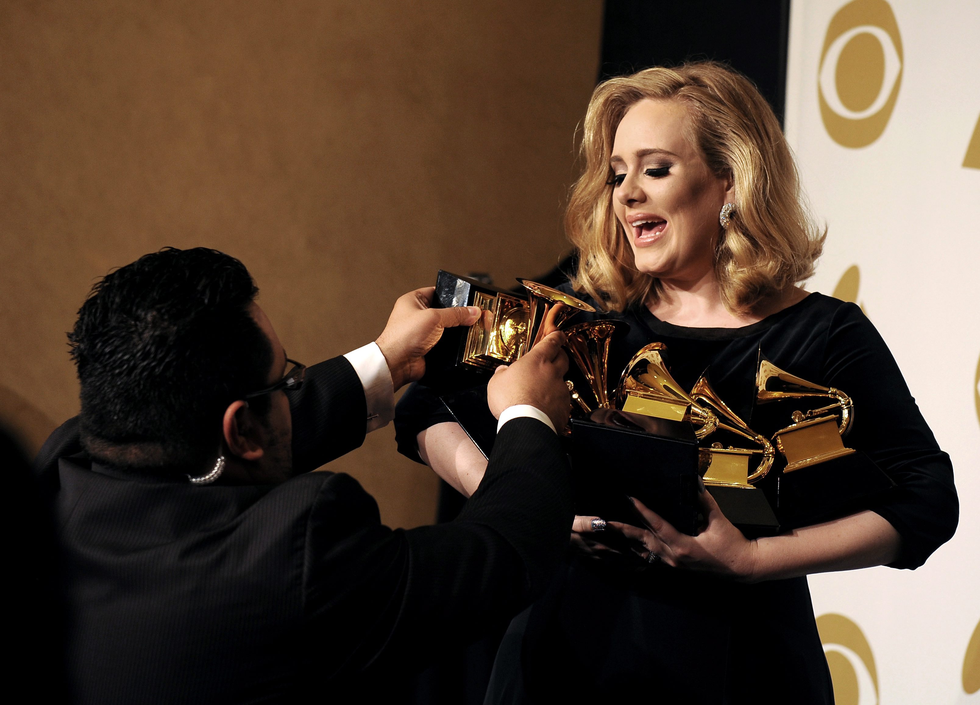 Адел на наградите ”Грами” 2012