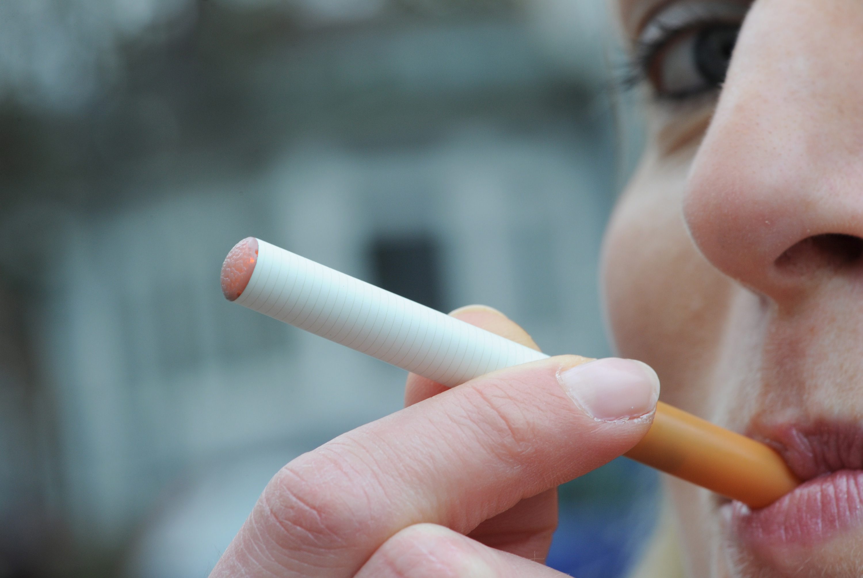 Електронните цигари не са напълно безопасни за здравето