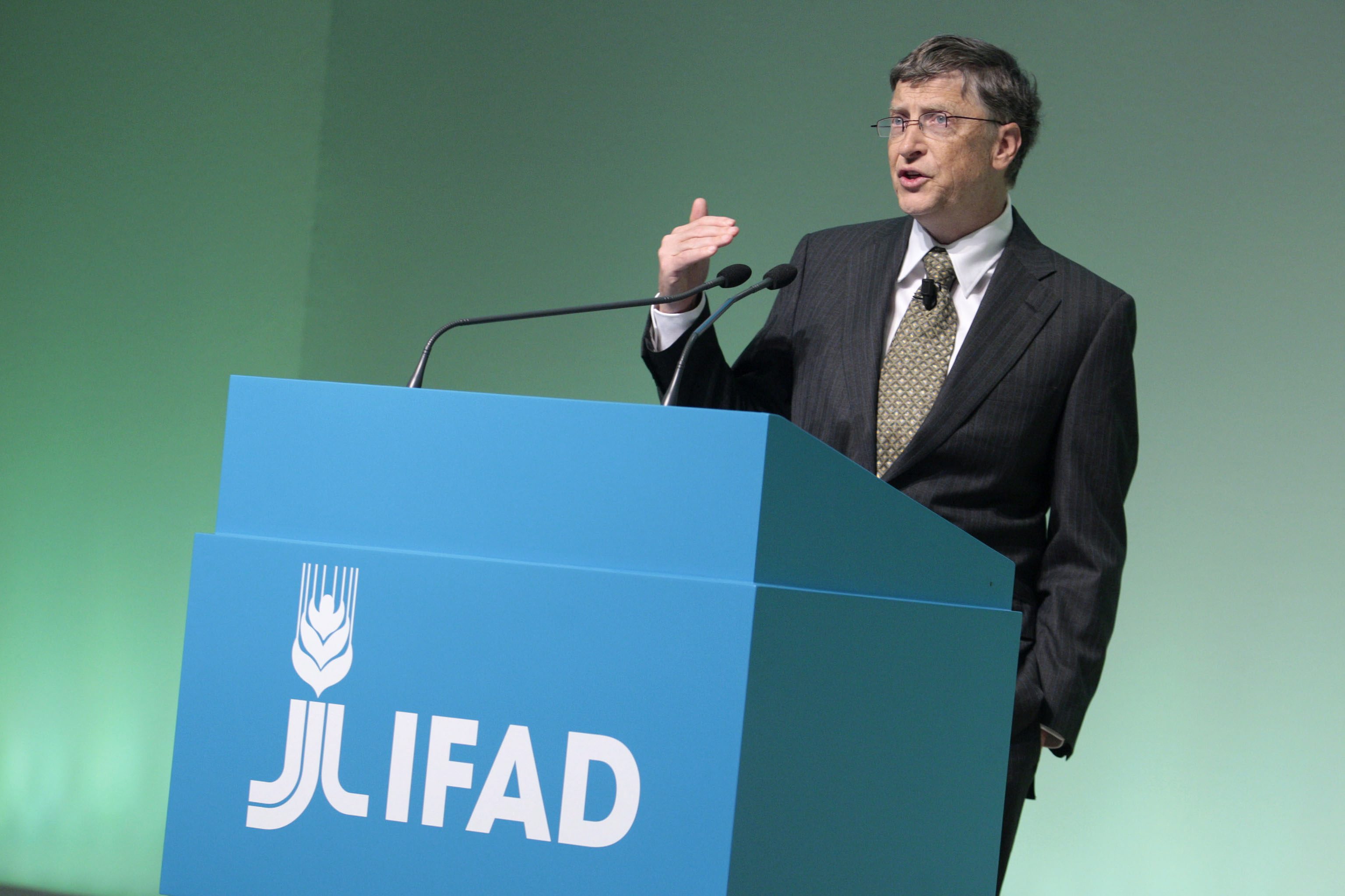 Бил Гейтс призова да се извърши ”дигитална революция” като част от борбата с глада по света