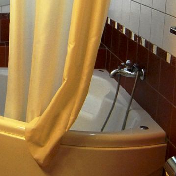 Избягвайте токсичните завеси за баня