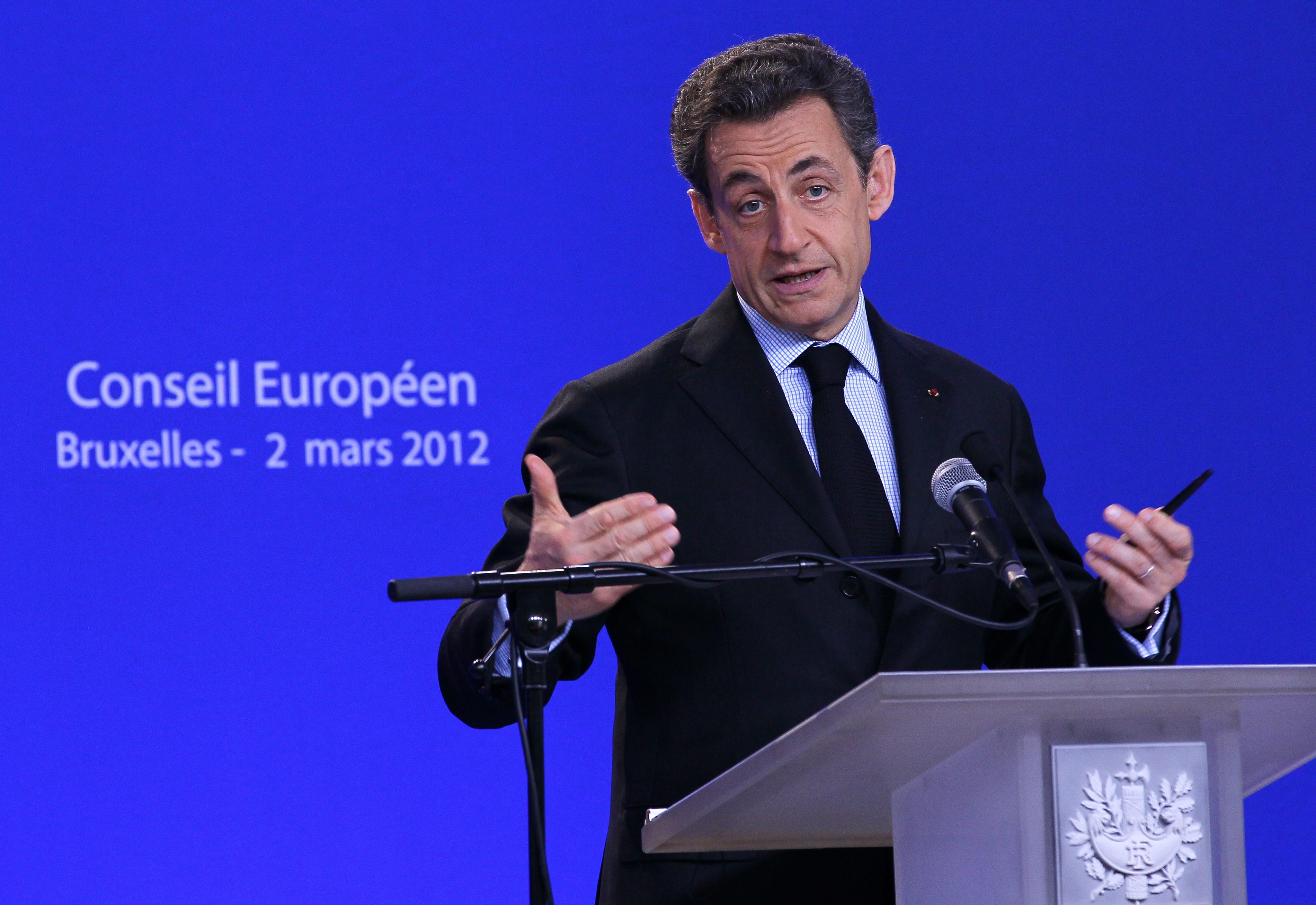 Никола Саркози обявява края на финансовата криза в Брюксел