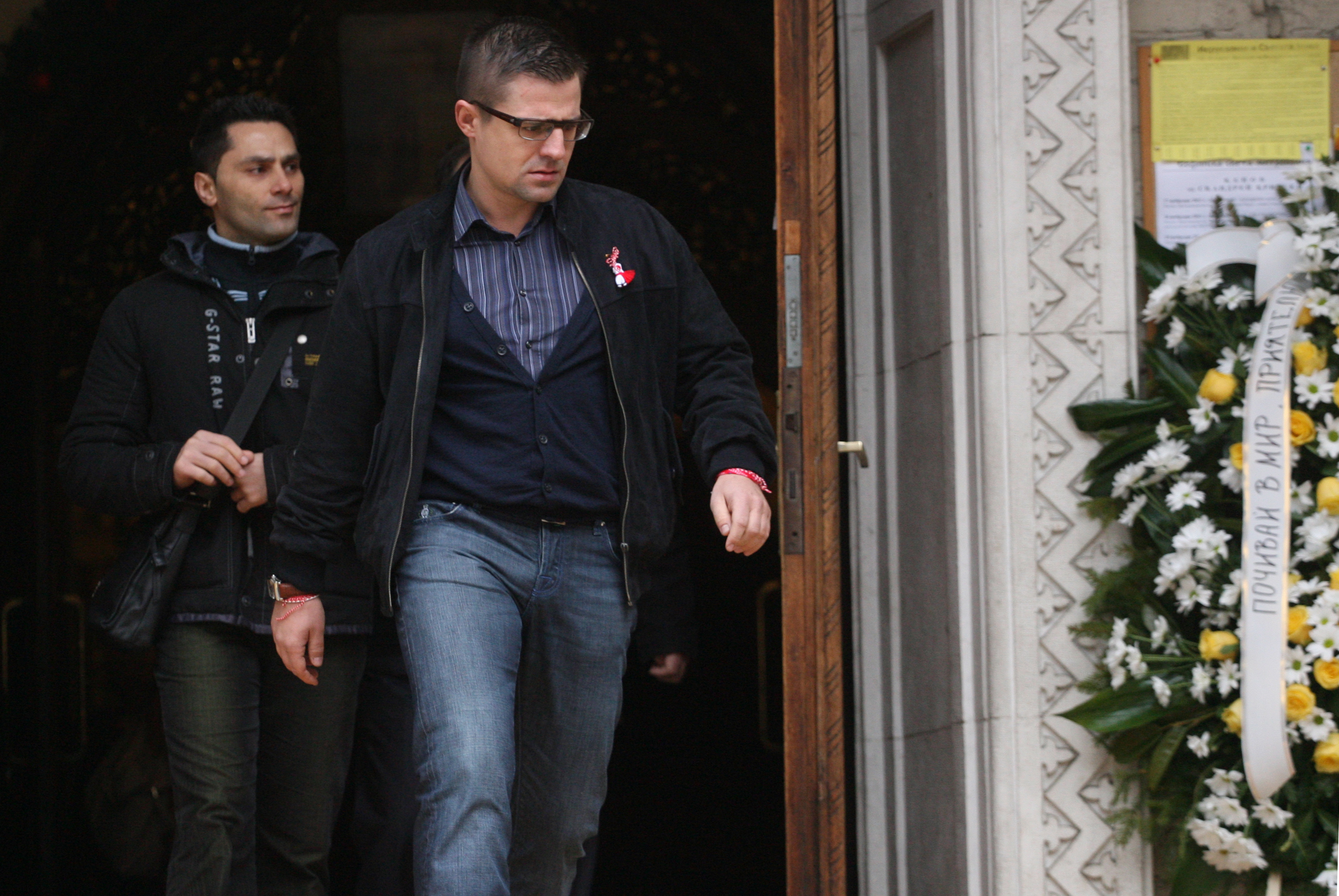 Андрей Арнаудов на опелото на Дим Дуков