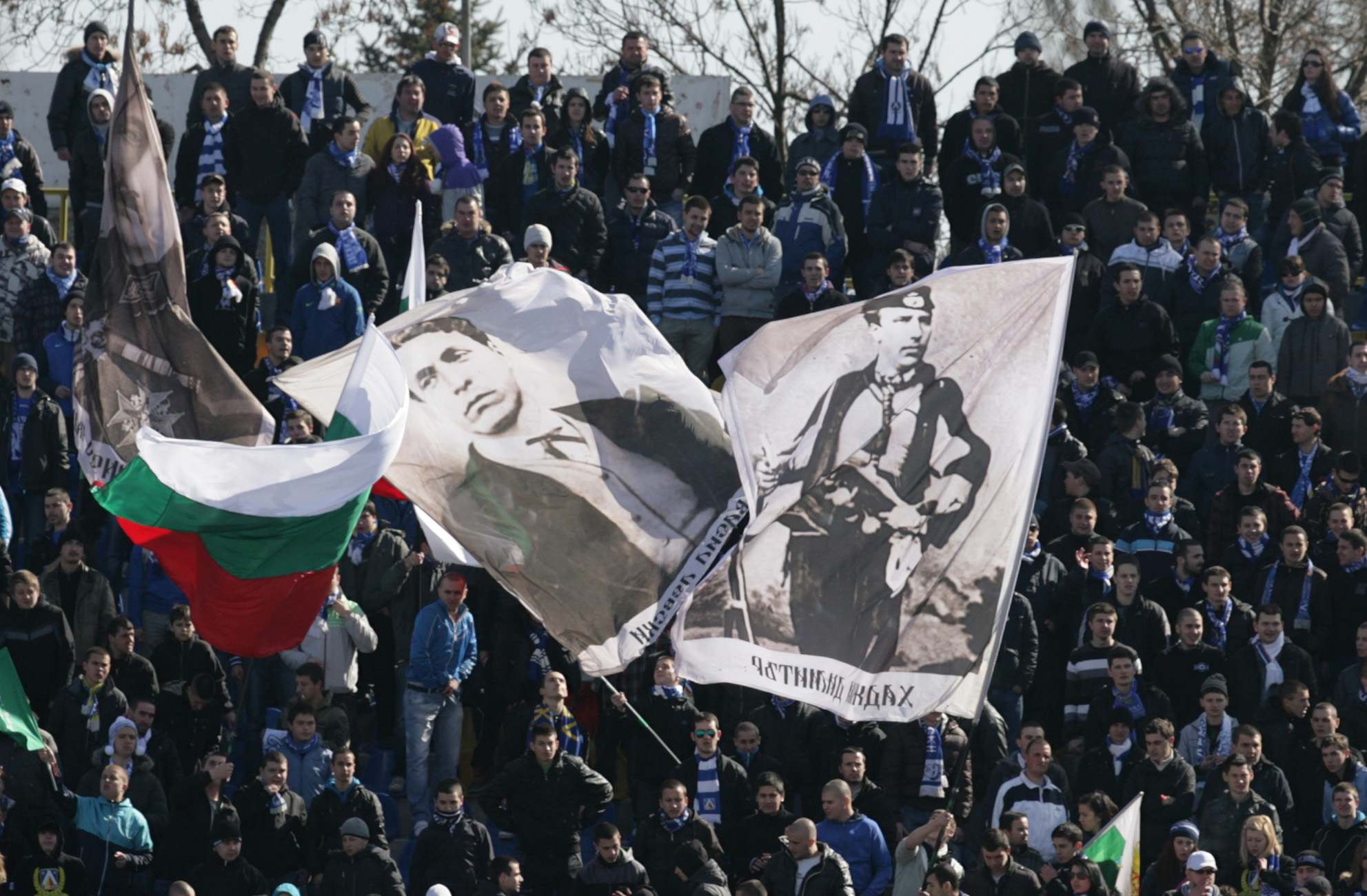 УЕФА глоби Левски за расизъм в мача със Сараево