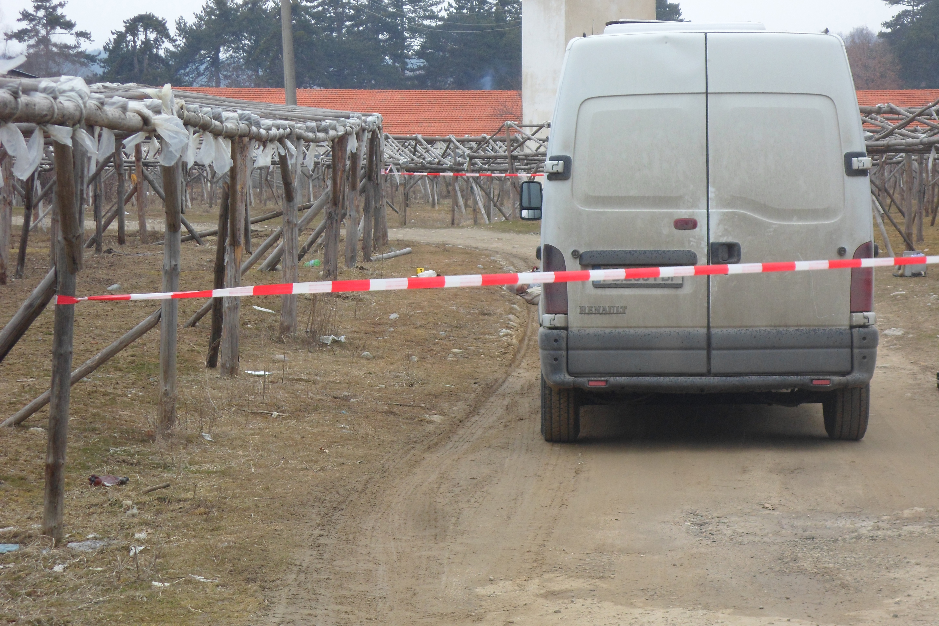 Труп на турски бизнесмен е открит в микробус