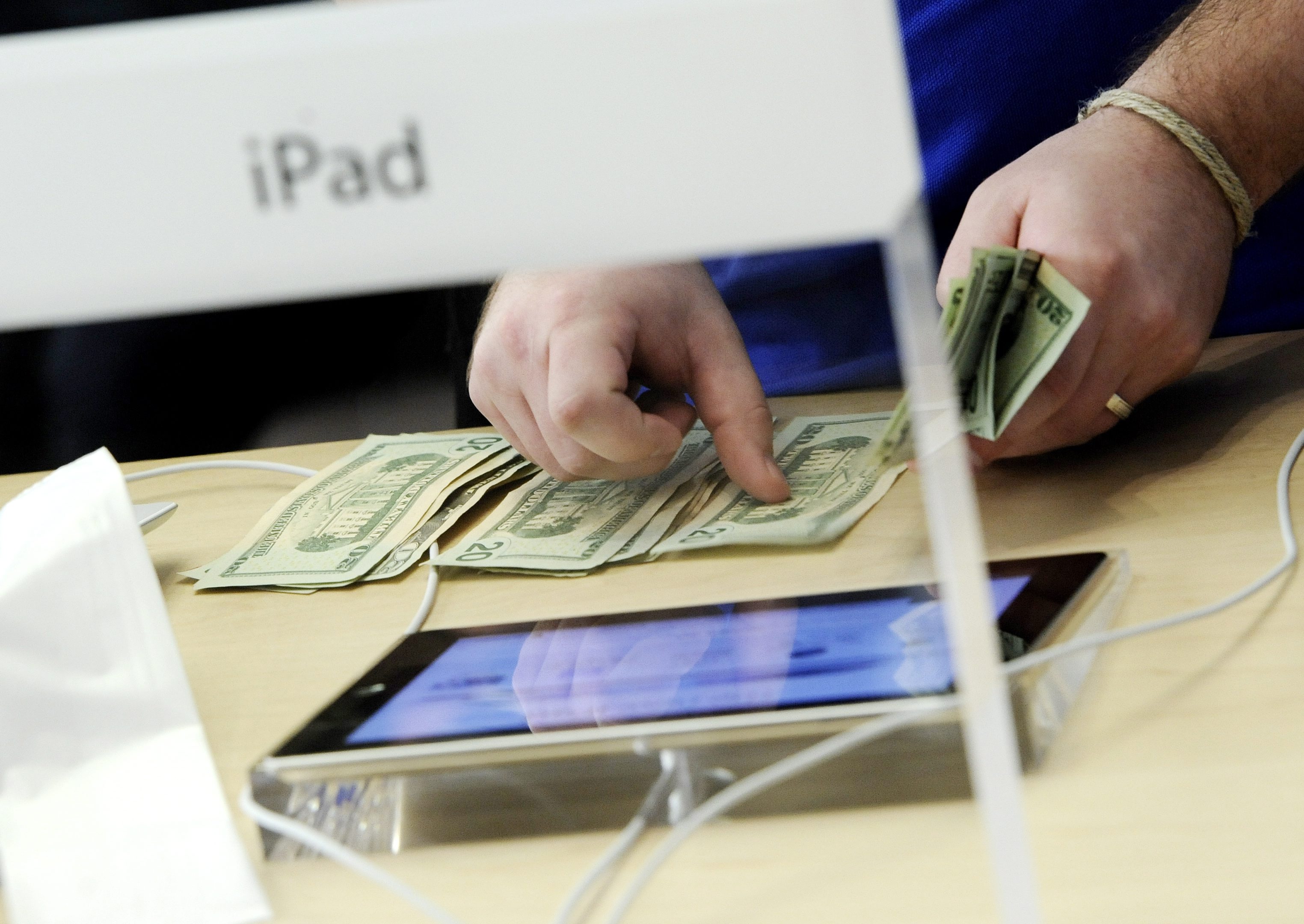 Стартът на новия iPad в САЩ