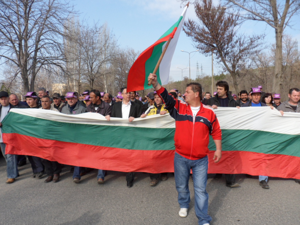 Протестите на металурзите не дадоха резултата, затова четирима започват да гладуват