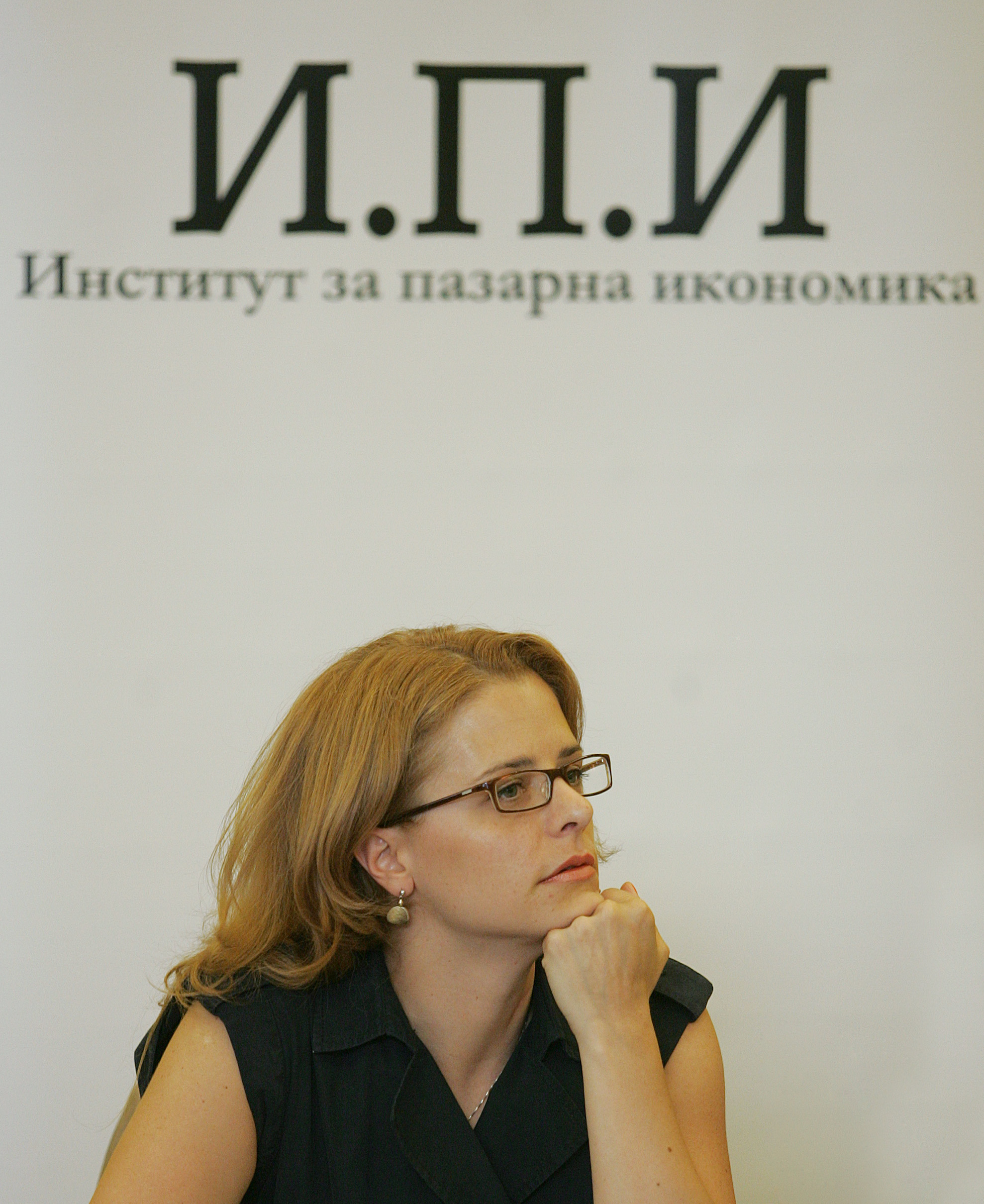 България влошава позициите си във всички класации