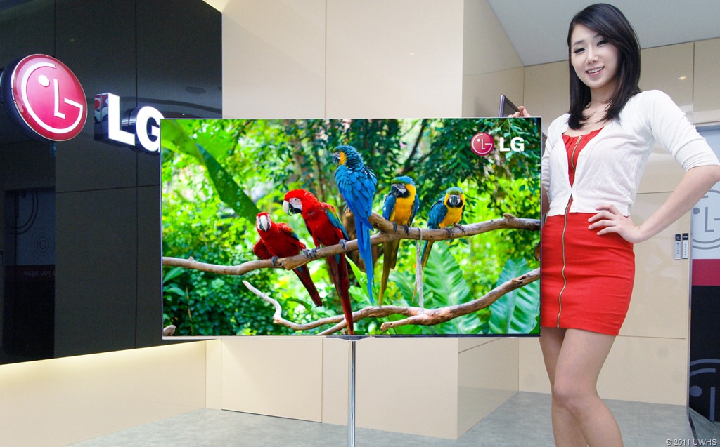 Новите OLED телевизори са по-тънки, с по-ярка картина и по-енергоспестяващи