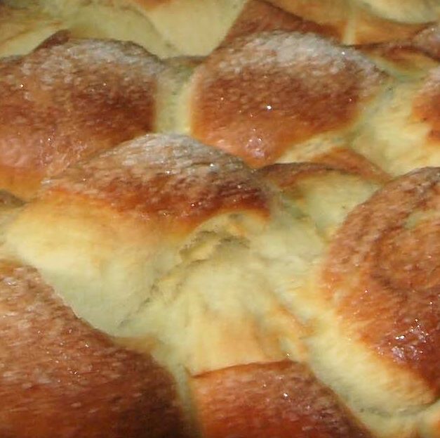 Великденски шарен асеновски козунак