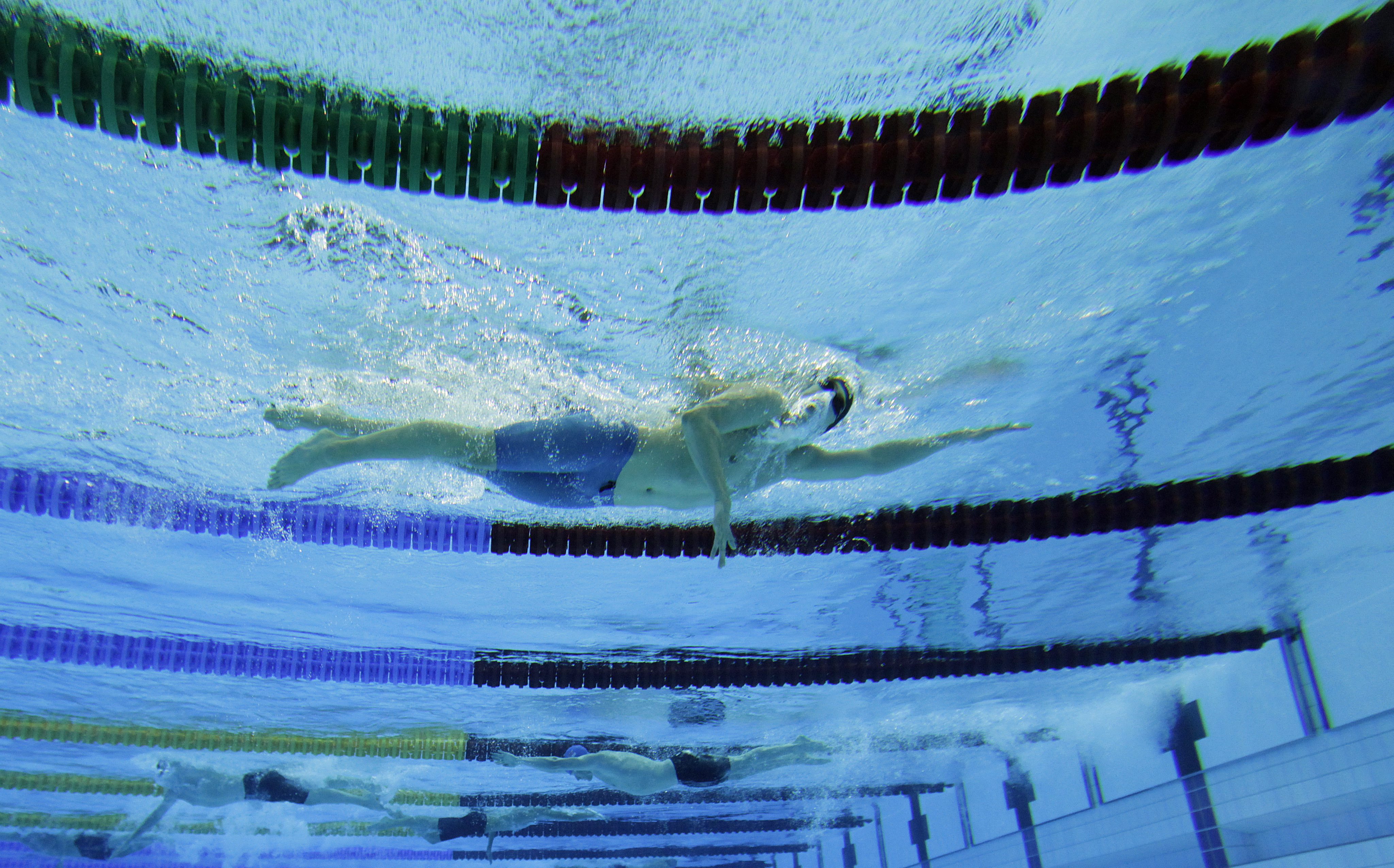 Двама български плувци на полуфиналите на ЕП в Холандия